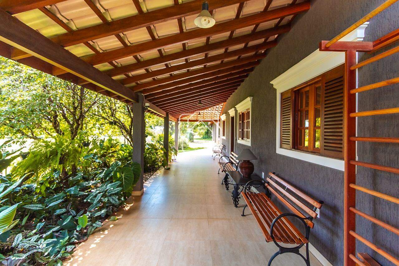 Casa de Condomínio à venda em Indaiatuba - SP - Recanto das Flores: Varanda