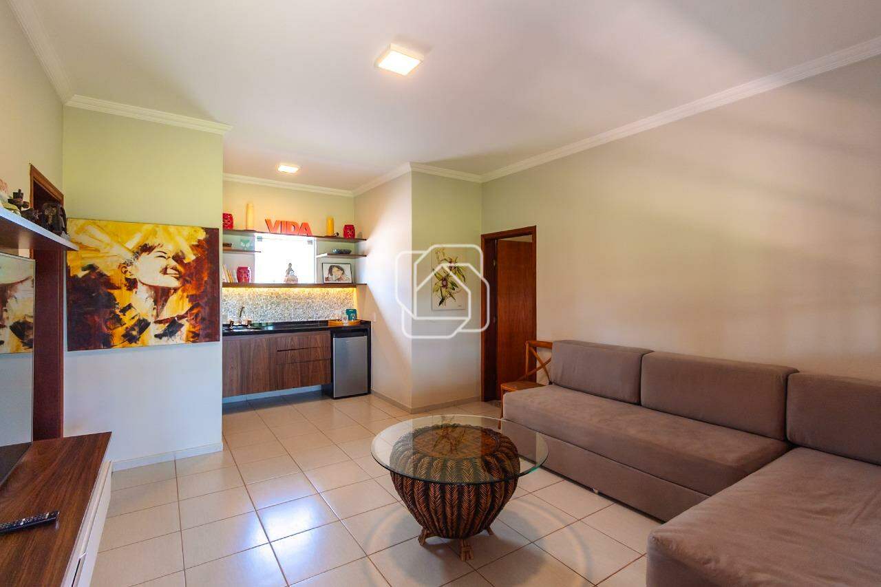 Casa de Condomínio à venda em Indaiatuba - SP - Recanto das Flores: Sala de estar