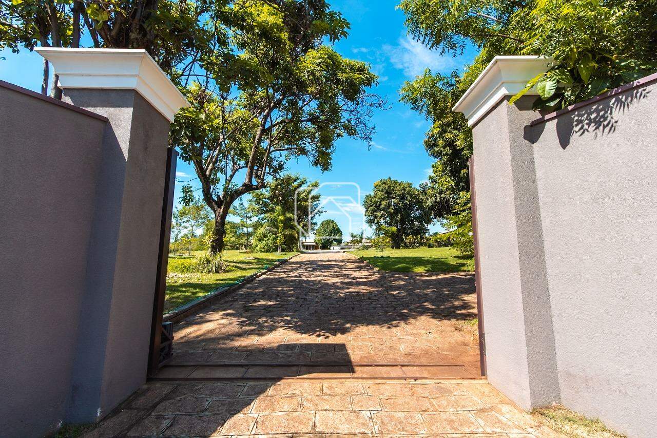 Casa de Condomínio à venda em Indaiatuba - SP - Recanto das Flores: Área externa