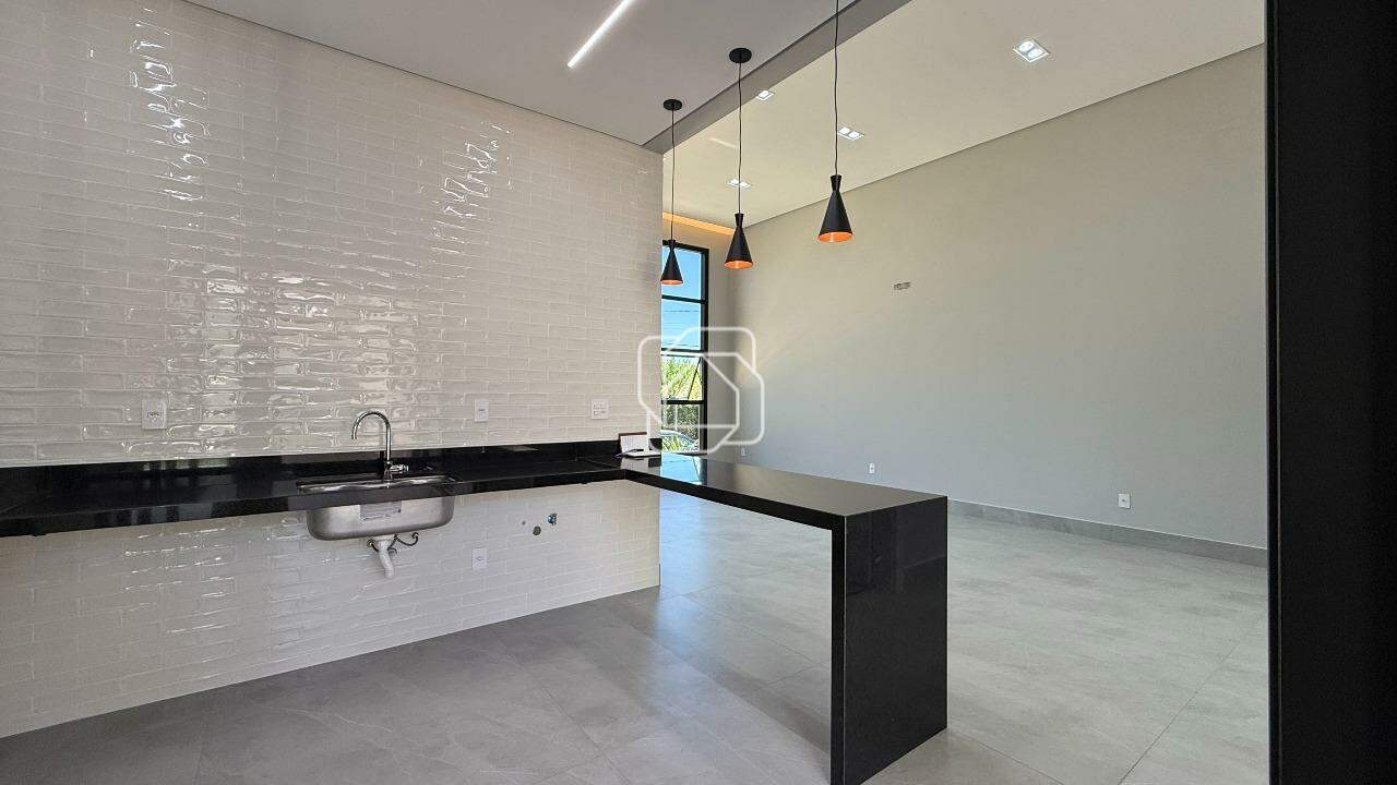 Casa de Condomínio à venda em Indaiatuba - SP - Jardins Di Roma: Cozinha integrada