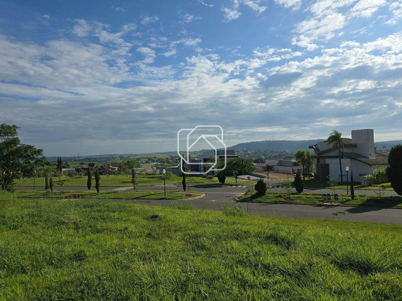 Terreno à venda em Itu - SP - Residencial Parque Campos de Santo Antônio II: 