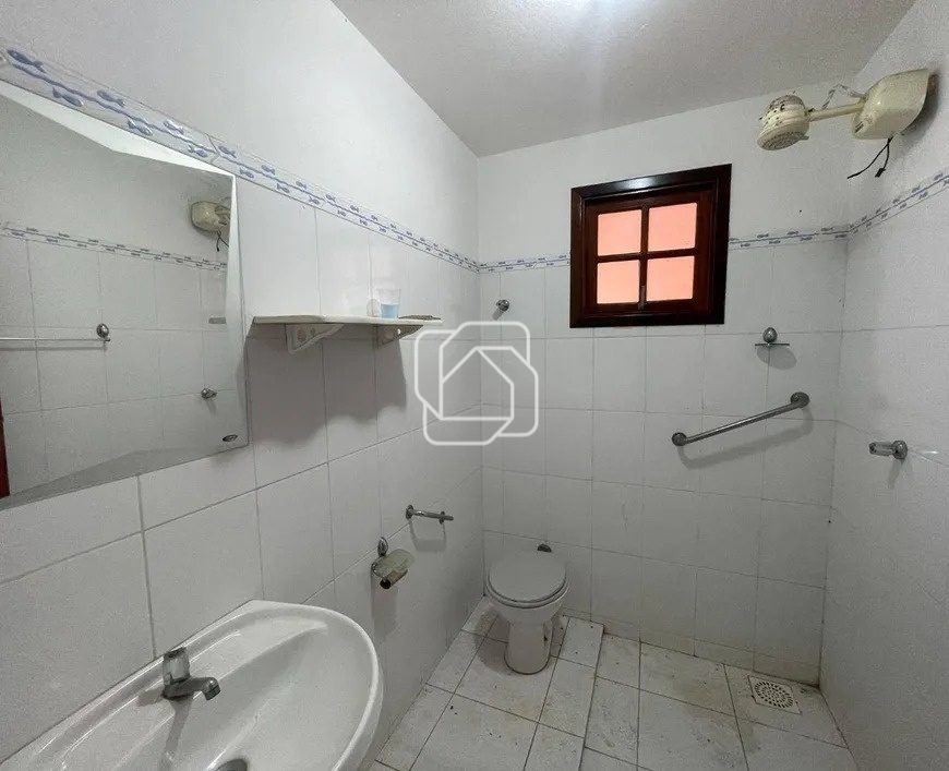 Casa de Condomínio à venda em Itu - SP - Portal da Vila Rica : Banheiro