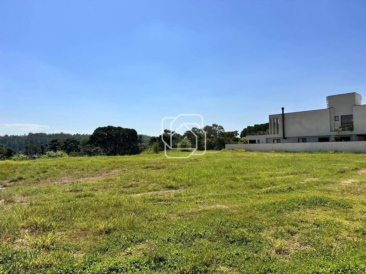 Terreno à venda em Indaiatuba - SP - Parque Villa dos Pinheiros: Visão geral do terreno