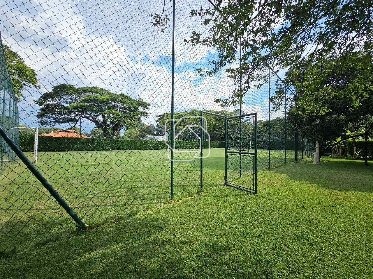 Casa de Condomínio à venda em Indaiatuba - SP - Chácara Polaris: Campo de futebol