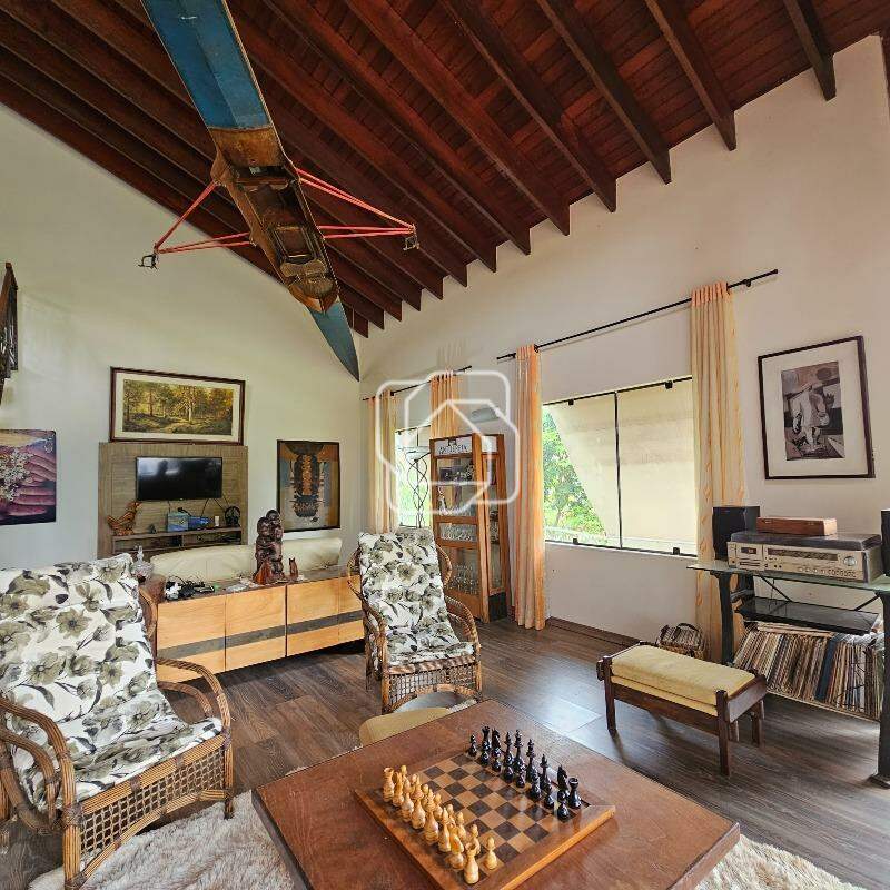 Casa de Condomínio para aluguel em Indaiatuba - SP - Lagos de Shanadu: Sala de estar