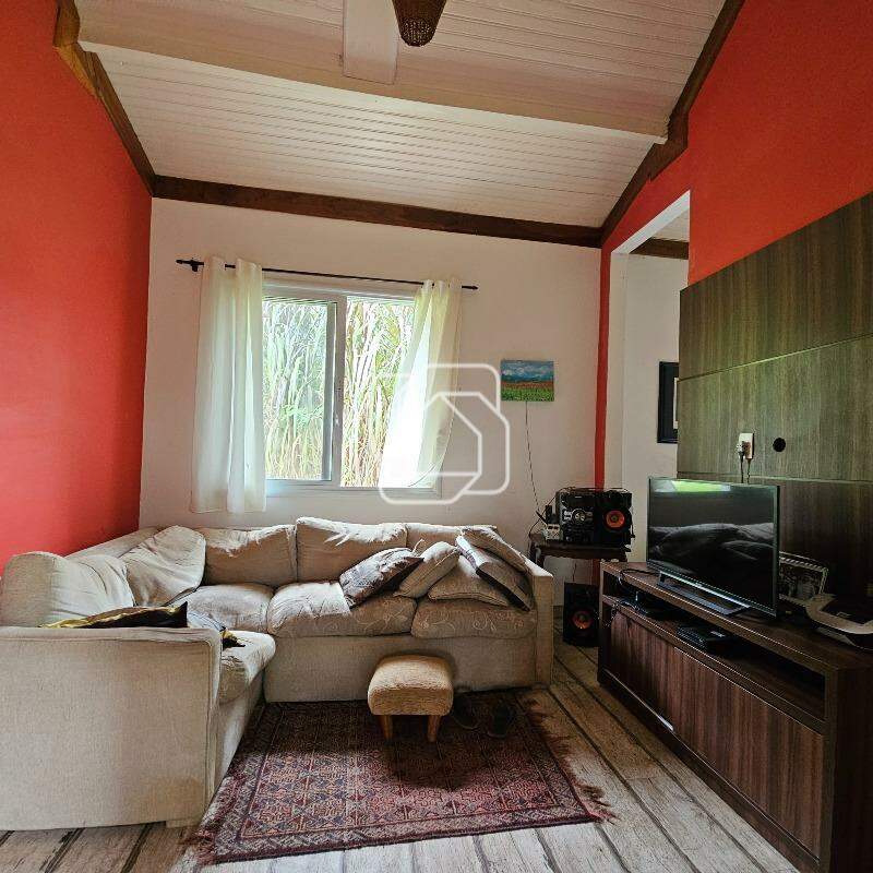 Casa de Condomínio para aluguel em Indaiatuba - SP - Lagos de Shanadu: Sala de TV