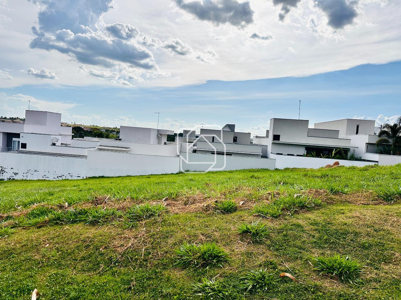 Terreno à venda em Itu - SP - Condomínio Gardenville: 
