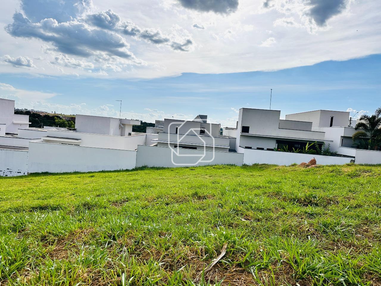 Terreno à venda em Itu - SP - Condomínio Gardenville: 