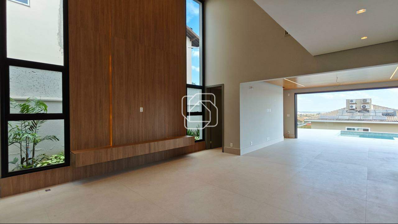 Casa de Condomínio à venda em Indaiatuba - SP - Jardim Vila Paradiso: Sala de estar