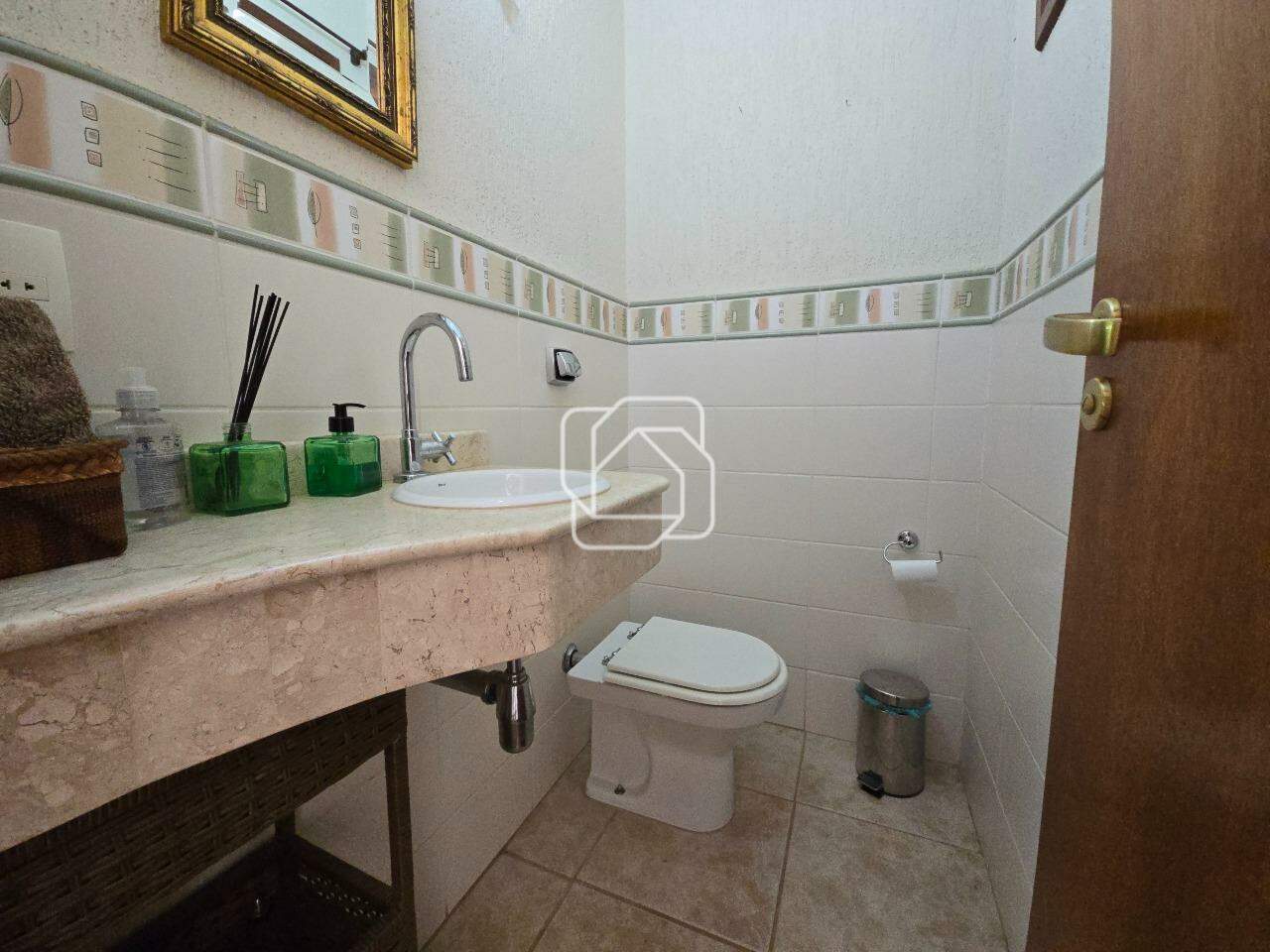Casa de Condomínio à venda em Itu - SP - Condomínio Campos de Santo Antônio: Lavabo