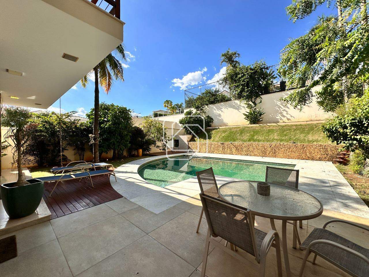 Casa de Condomínio à venda em Indaiatuba - SP - Jardim Vila Paradiso: Área da piscina