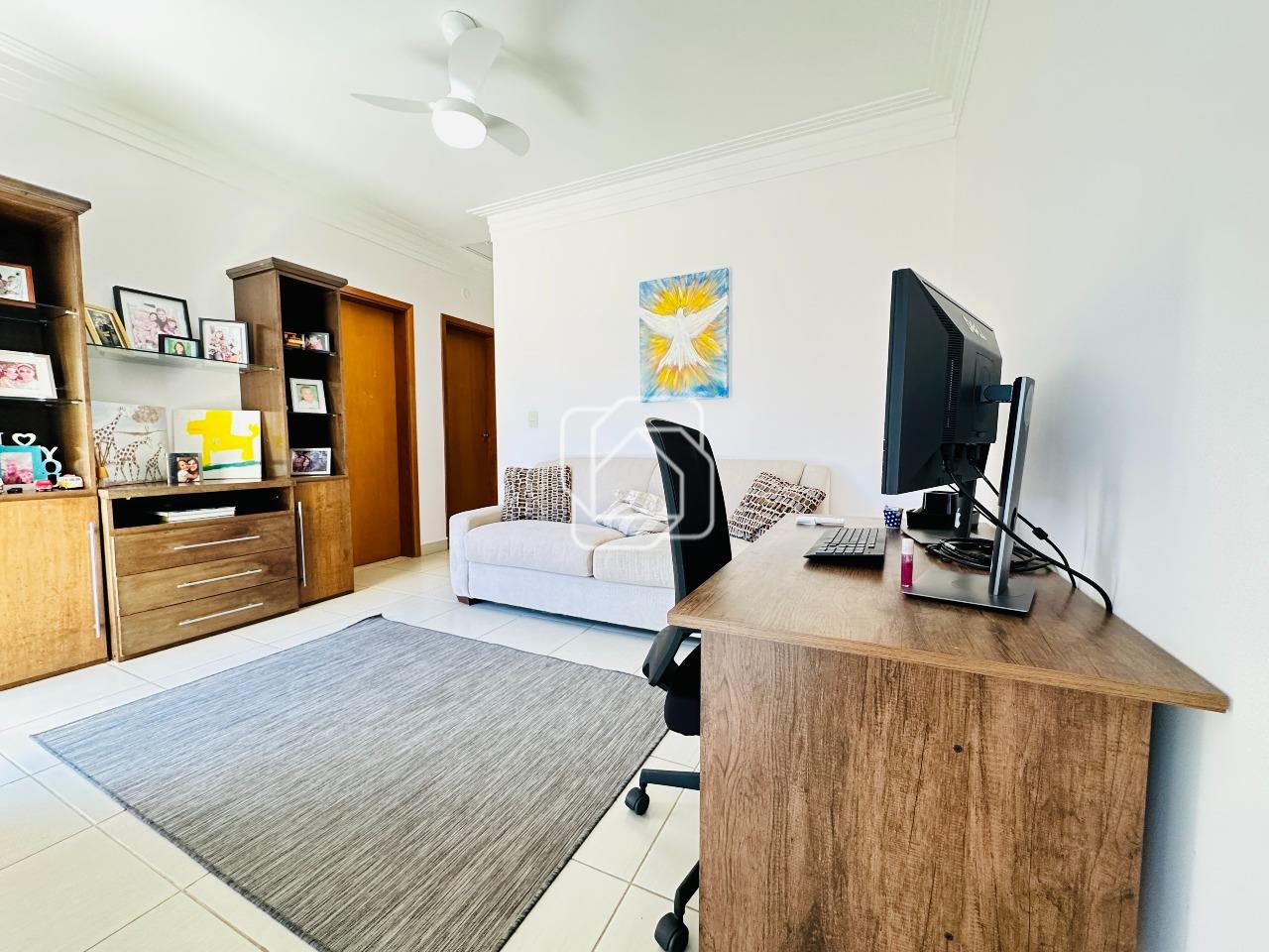 Casa de Condomínio à venda em Itu - SP - Condomínio Parque do Varvito: Sala de TV