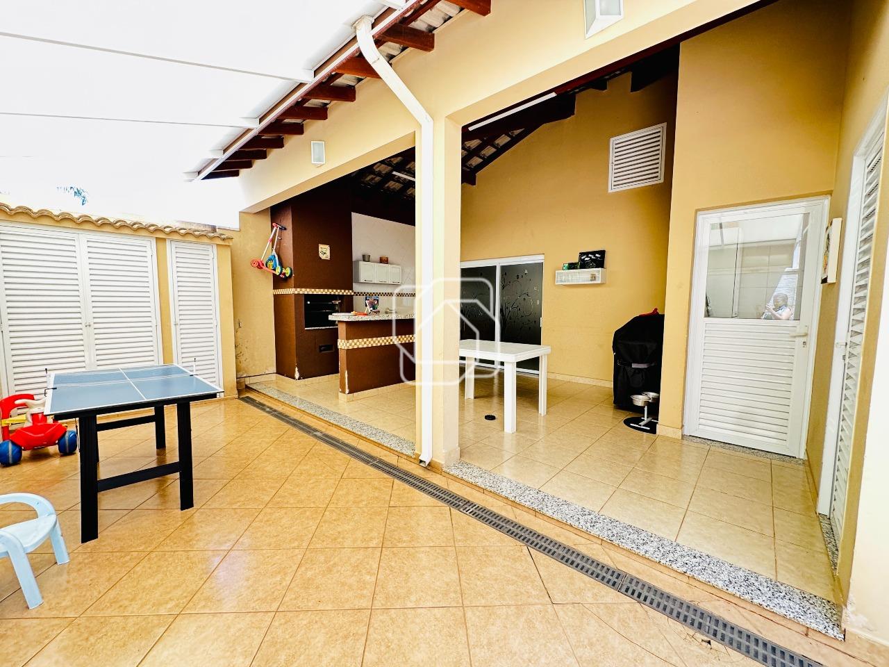 Casa de Condomínio à venda em Itu - SP - Condomínio Parque do Varvito: Área externa