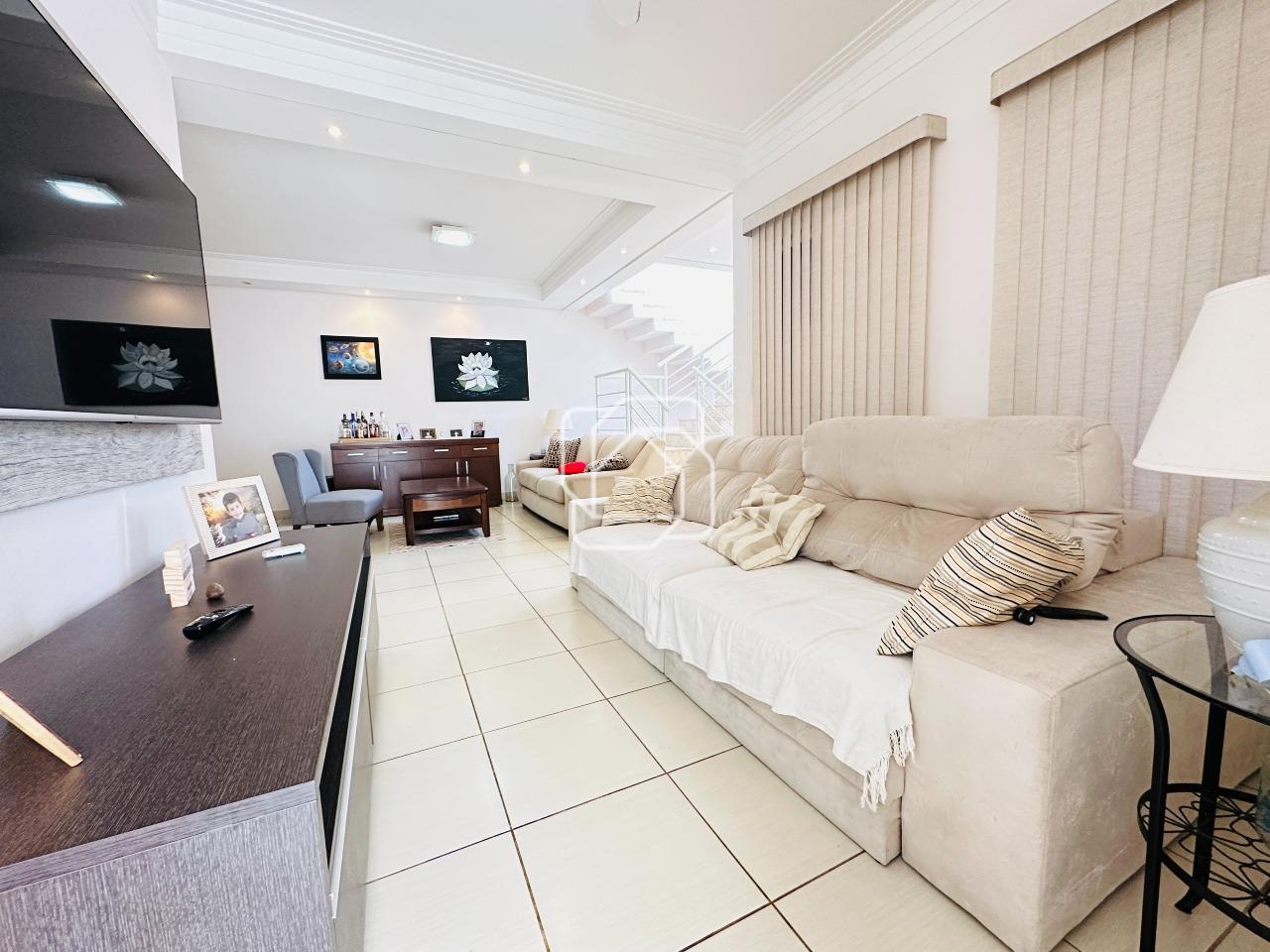 Casa de Condomínio à venda em Itu - SP - Condomínio Parque do Varvito: Sala de estar