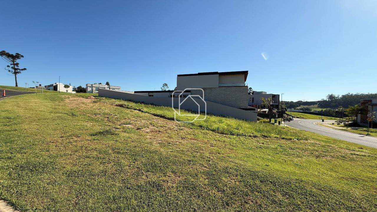 Terreno à venda em Indaiatuba - SP - Parque Villa dos Pinheiros: Visão geral do terreno