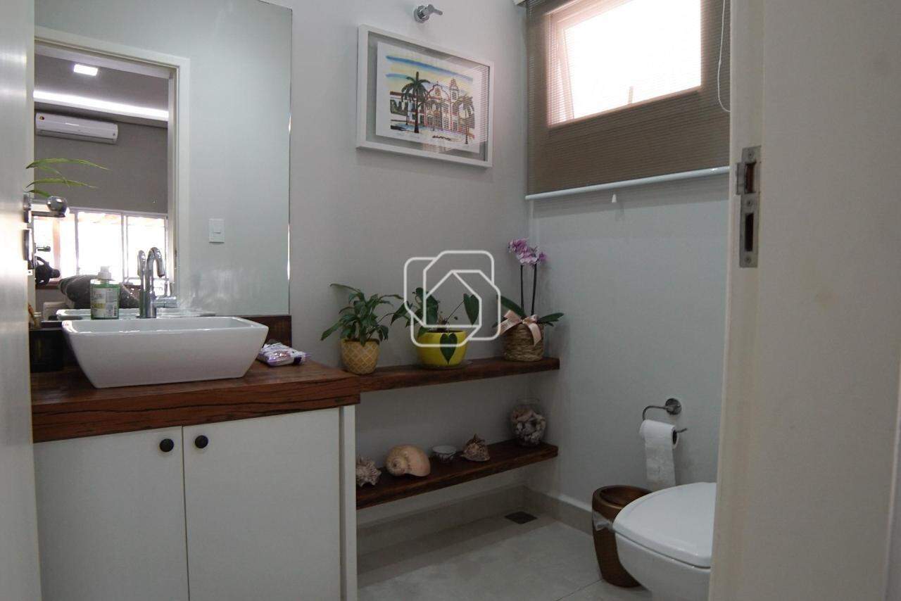 Casa de Condomínio à venda em Salto - SP - Condomínio Fazenda Palmeiras Imperiais: Lavabo