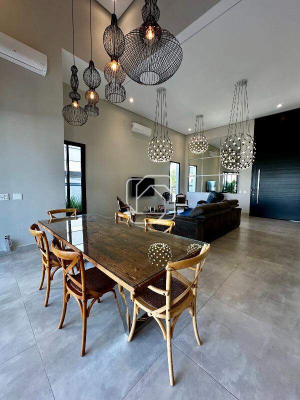 Casa de Condomínio à venda em Itu - SP - Condomínio Villas do Golfe: Ambientes integrados