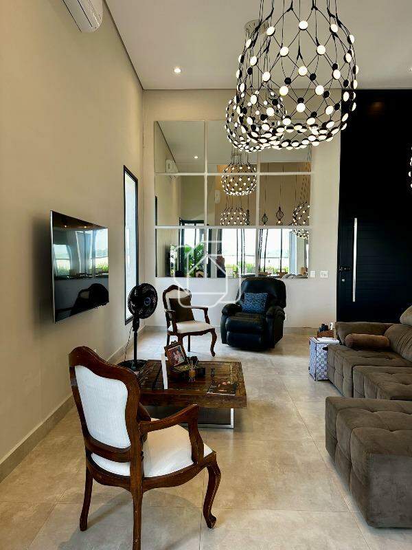 Casa de Condomínio à venda em Itu - SP - Condomínio Villas do Golfe: Sala