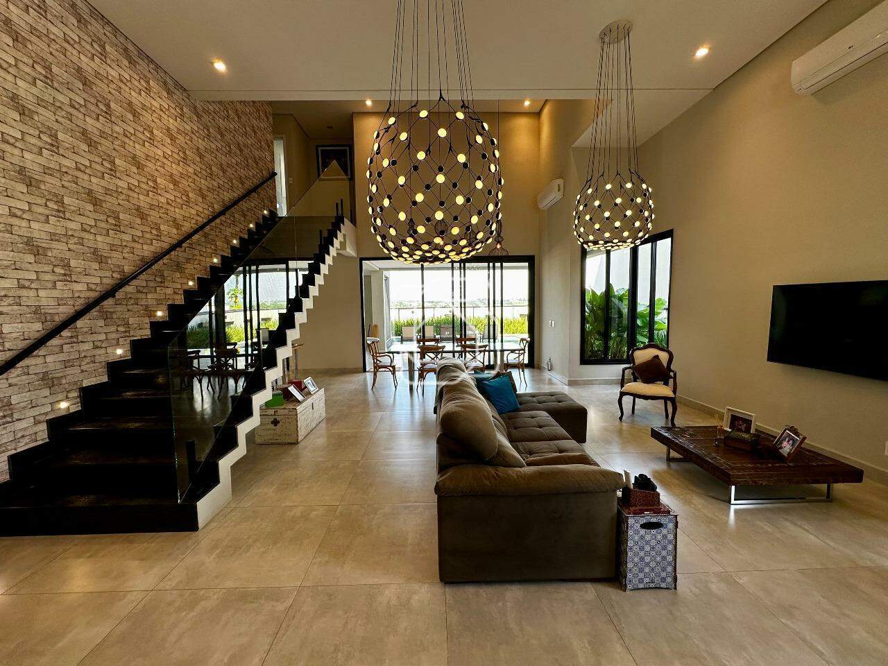 Casa de Condomínio à venda em Itu - SP - Condomínio Villas do Golfe: Fachada