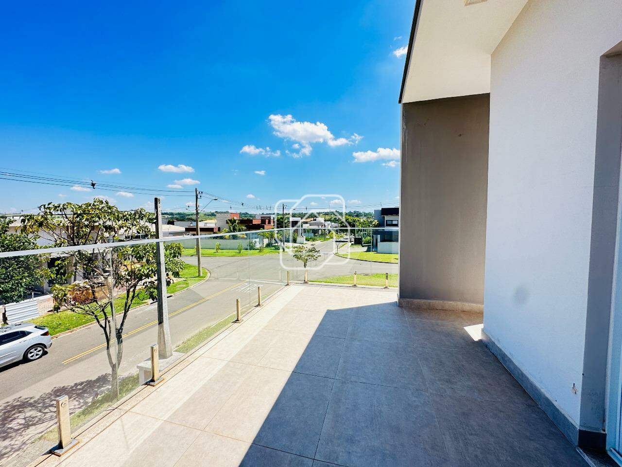 Casa de Condomínio à venda em Salto - SP - Portal dos Bandeirantes Salto: Sacada Suíte