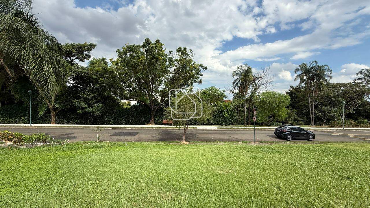 Terreno à venda em Indaiatuba - SP - Jardim Vila Paradiso: Visão geral do terreno