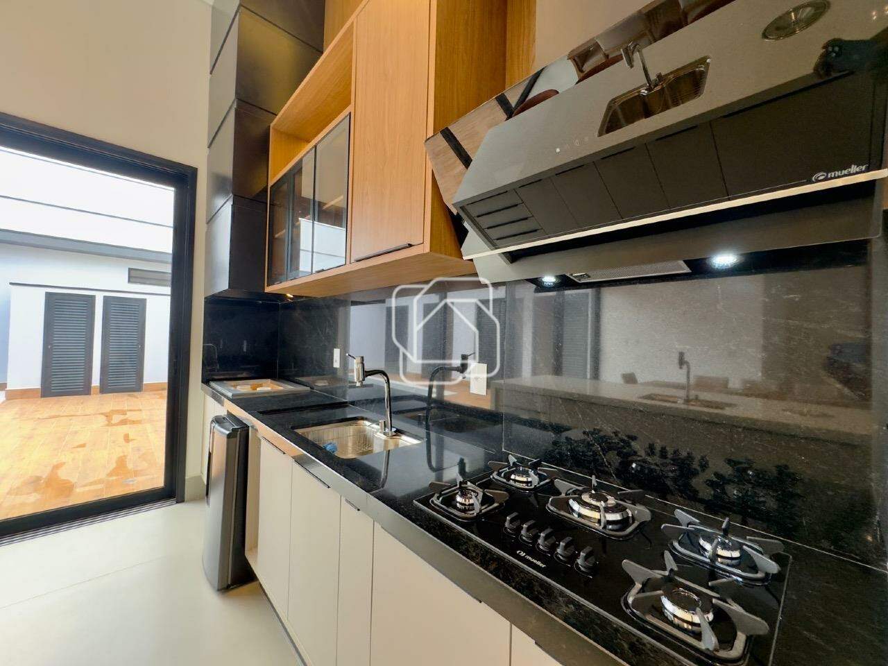 Casa de Condomínio à venda em Indaiatuba - SP - Jardim Residencial Dona Lucilla: Cozinha integrada- imagem ilustrativa