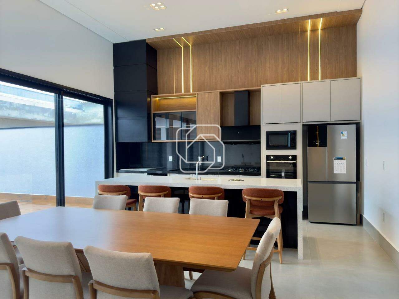 Casa de Condomínio à venda em Indaiatuba - SP - Jardim Residencial Dona Lucilla: Sala de jantar- imagem ilustrativa