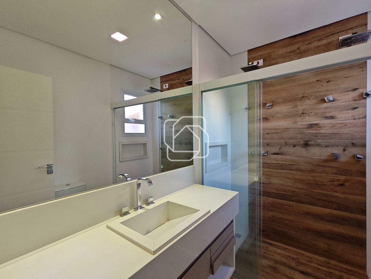 Casa de Condomínio à venda em Indaiatuba - SP - Jardim Residencial Viena: Banheiro