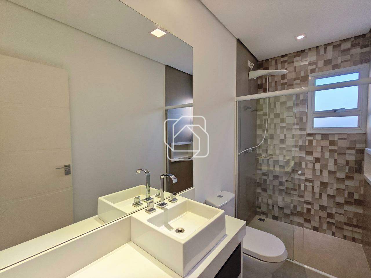 Casa de Condomínio à venda em Indaiatuba - SP - Jardim Residencial Viena: Banheiro