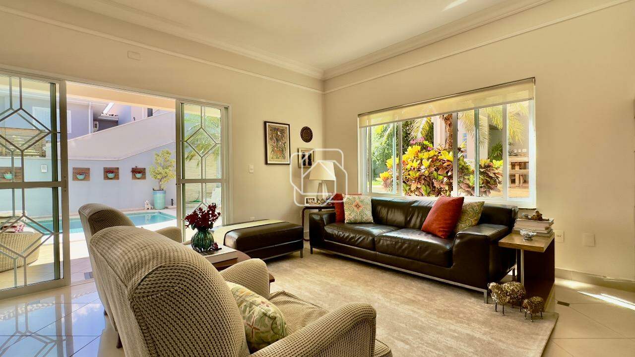 Casa de Condomínio à venda em Indaiatuba - SP - Jardim Villa Romana: Sala de estar
