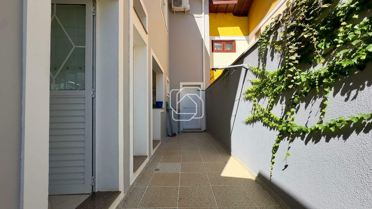 Casa de Condomínio à venda em Indaiatuba - SP - Jardim Villa Romana: Corredor externo