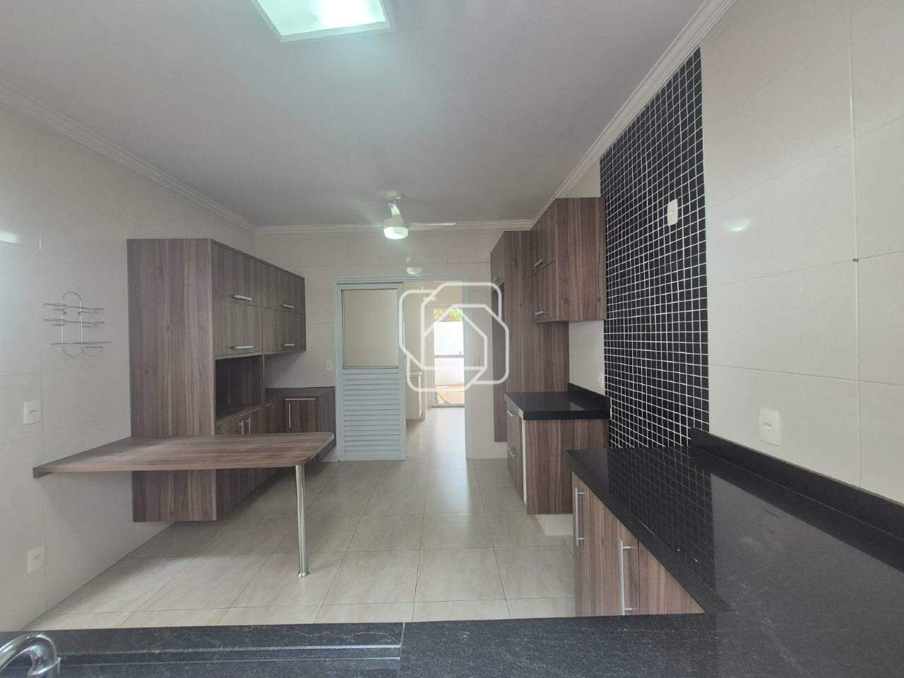 Casa de Condomínio à venda em Indaiatuba - SP - Ville Coudert: Cozinha