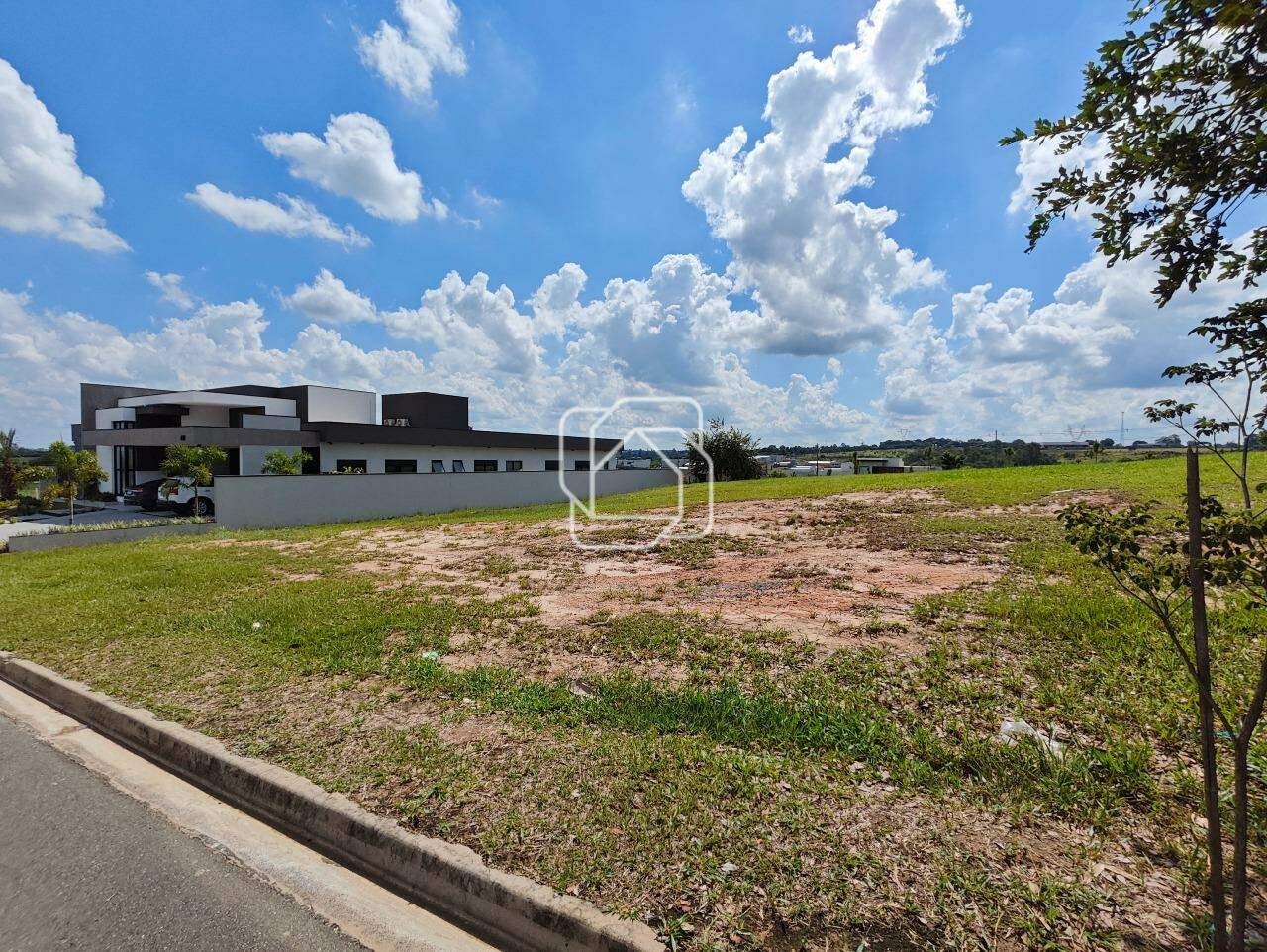 Terreno à venda em Indaiatuba - SP - Jardins do Golfe Residencial Indaiatuba: Visão geral do terreno