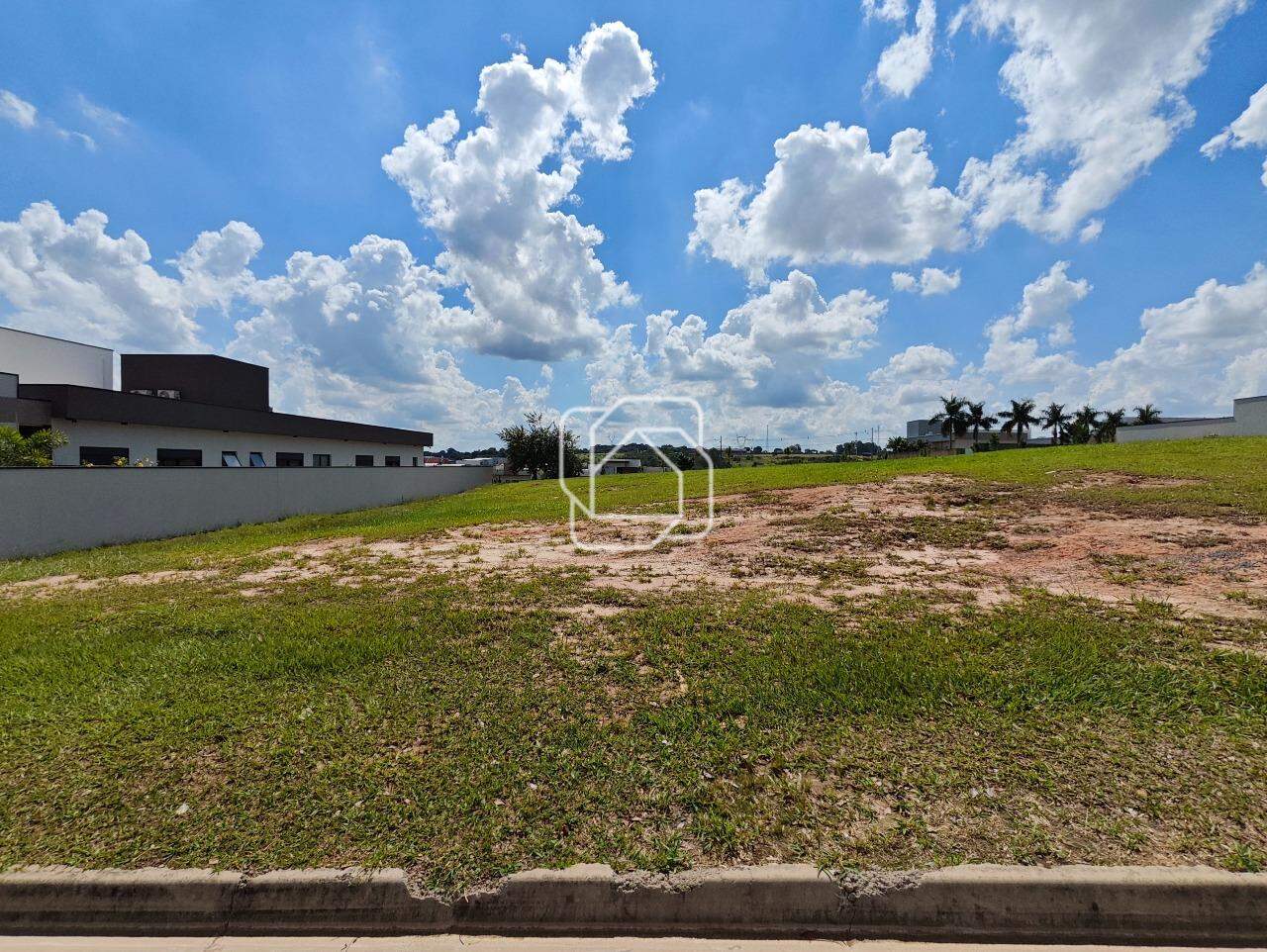 Terreno à venda em Indaiatuba - SP - Jardins do Golfe Residencial Indaiatuba: Visão geral do terreno