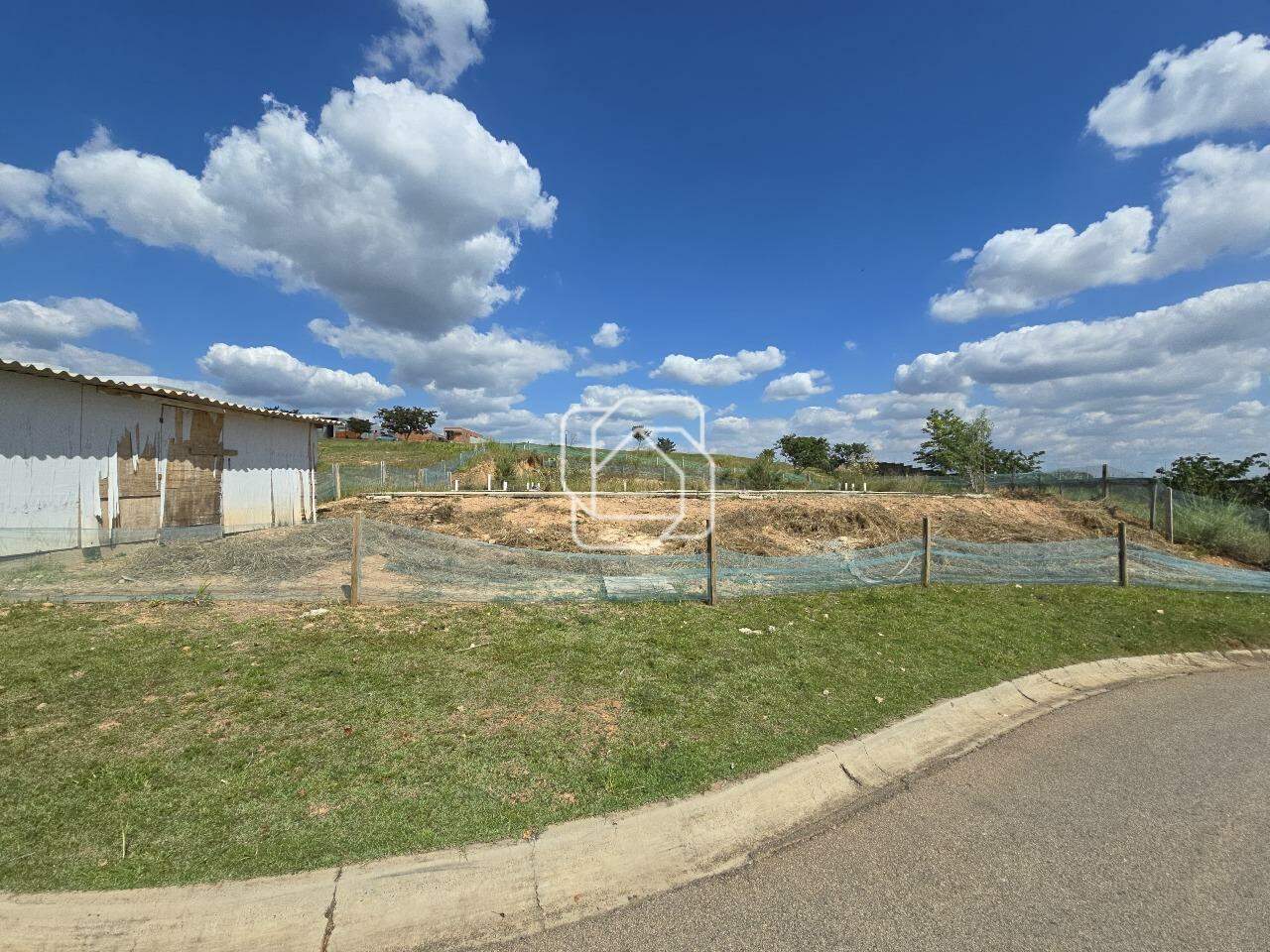 Terreno à venda em Itu - SP - Residencial Parque Campos de Santo Antônio II: