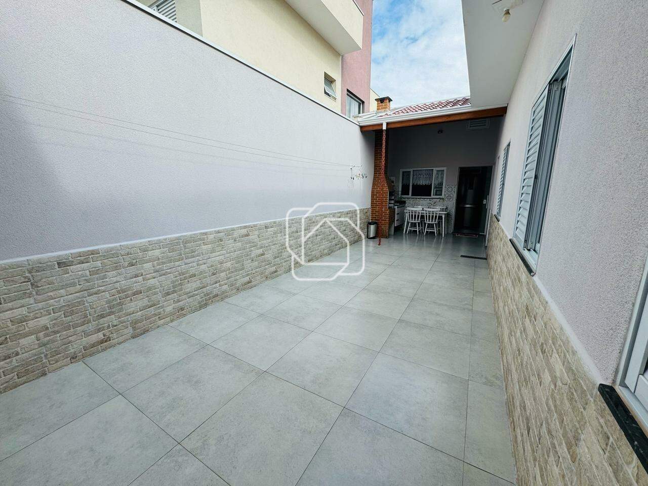 Casa de Condomínio à venda em Salto - SP - Village Moutonnée: Área externa