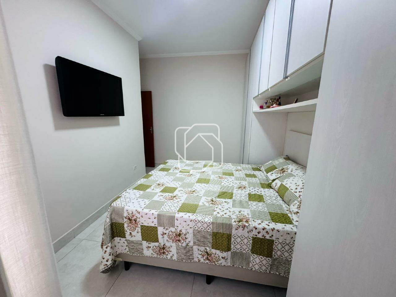 Casa de Condomínio à venda em Salto - SP - Village Moutonnée: Suíte