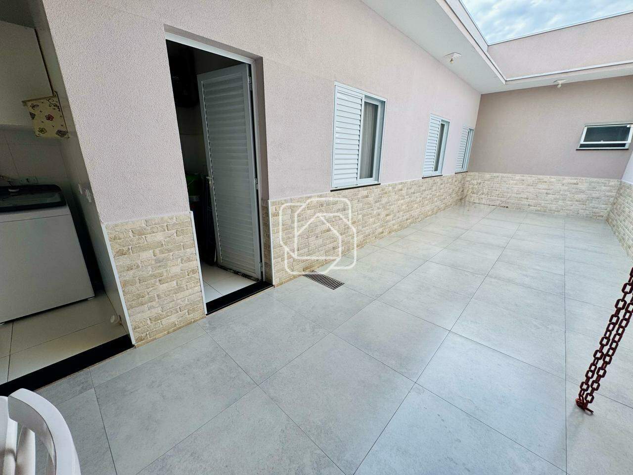 Casa de Condomínio à venda em Salto - SP - Village Moutonnée: Área externa