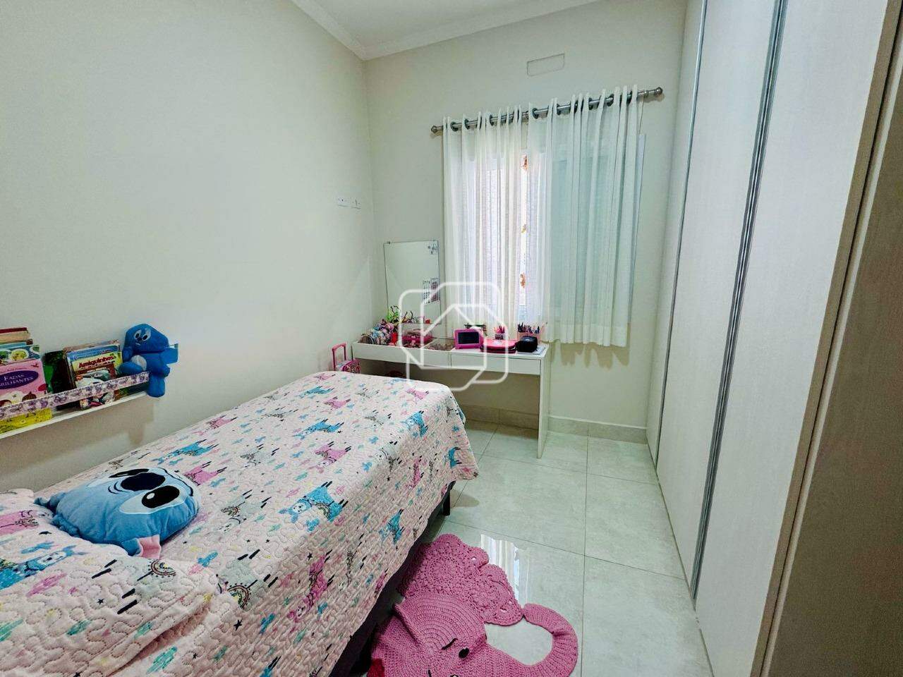 Casa de Condomínio à venda em Salto - SP - Village Moutonnée: Dormitório