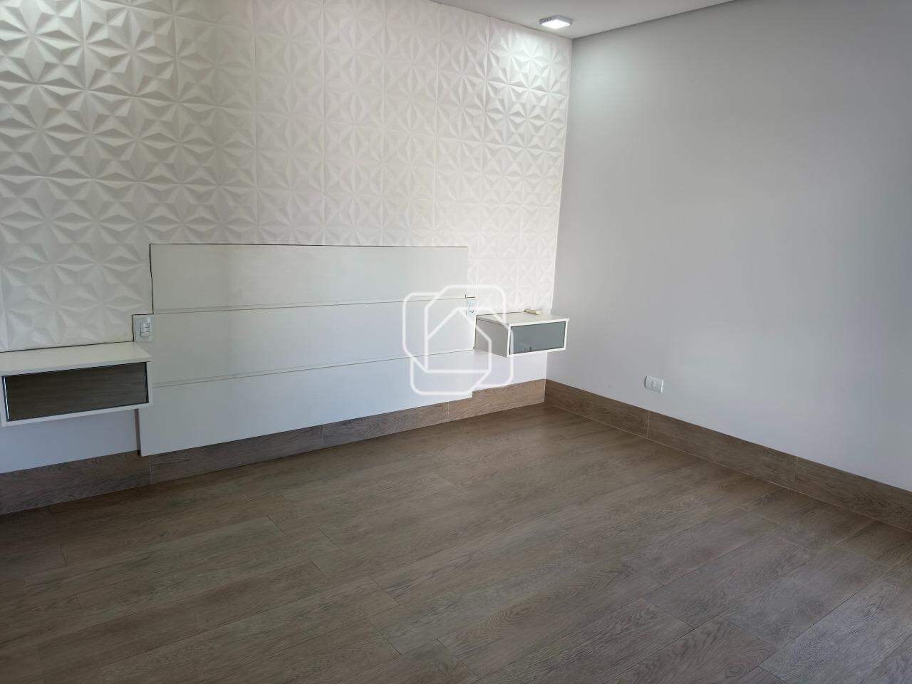 Casa de Condomínio à venda em Salto - SP - Residencial Central Parque: