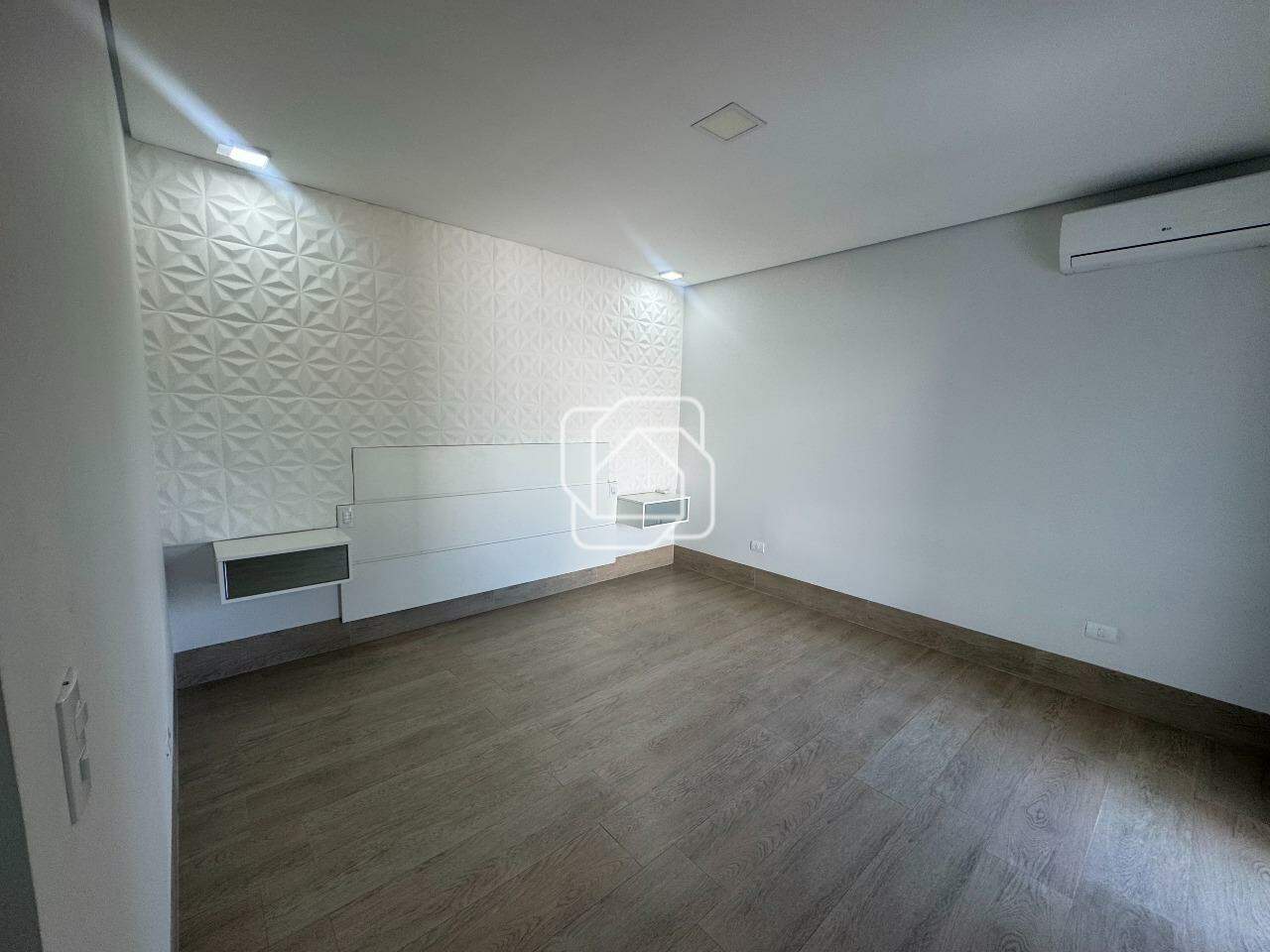 Casa de Condomínio à venda em Salto - SP - Residencial Central Parque:
