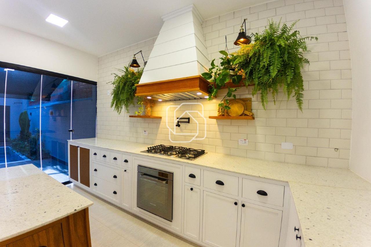 Casa de Condomínio à venda em Indaiatuba - SP - Jardim Residencial Dona Maria Cândida: Cozinha