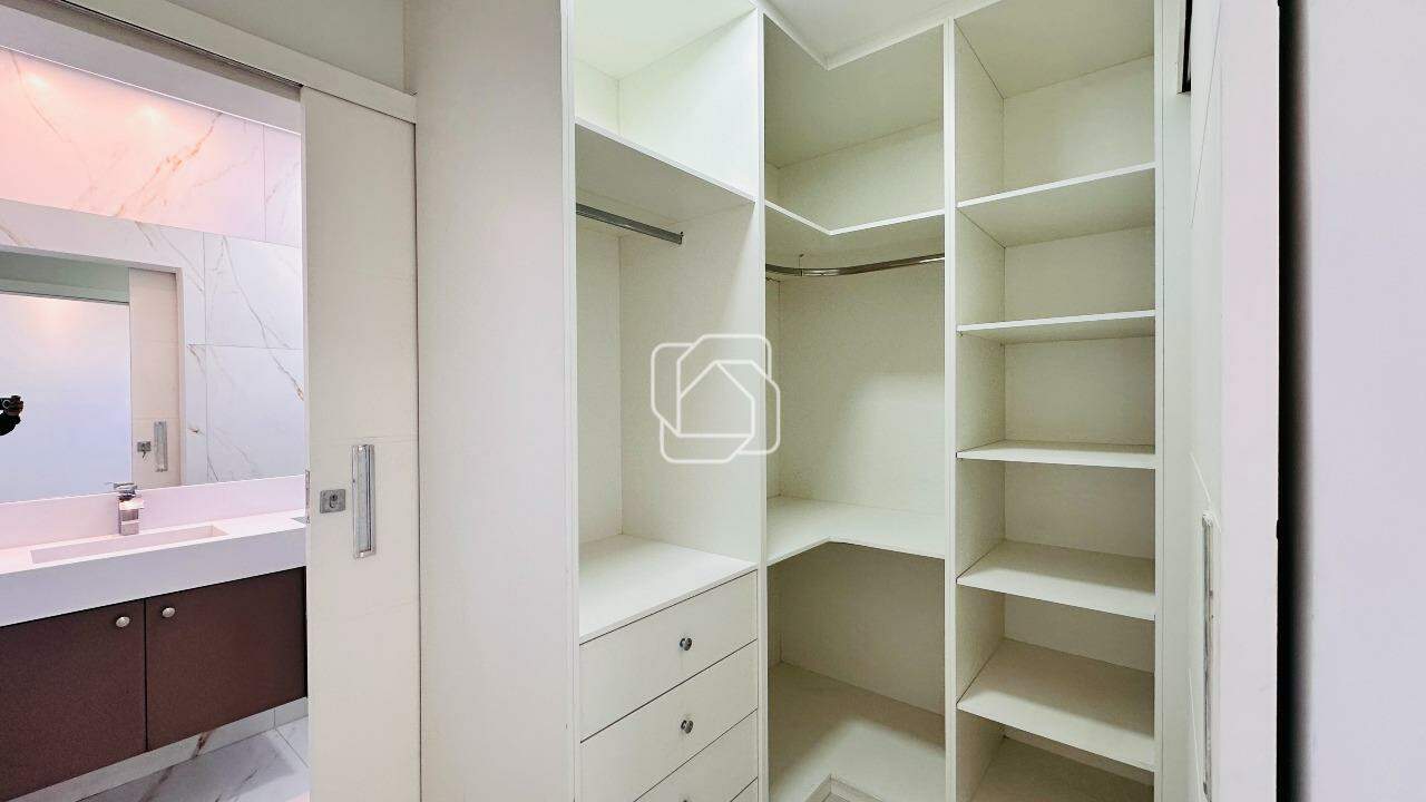 Casa de Condomínio à venda em Indaiatuba - SP - Helvetia Park: Closet