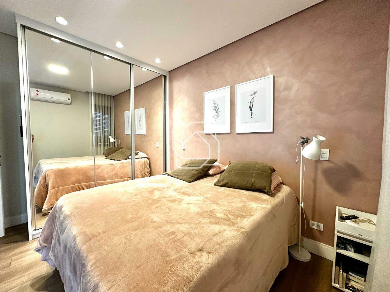 Casa de Condomínio à venda em Itu - SP - Residencial Saint Paul: Suíte 1