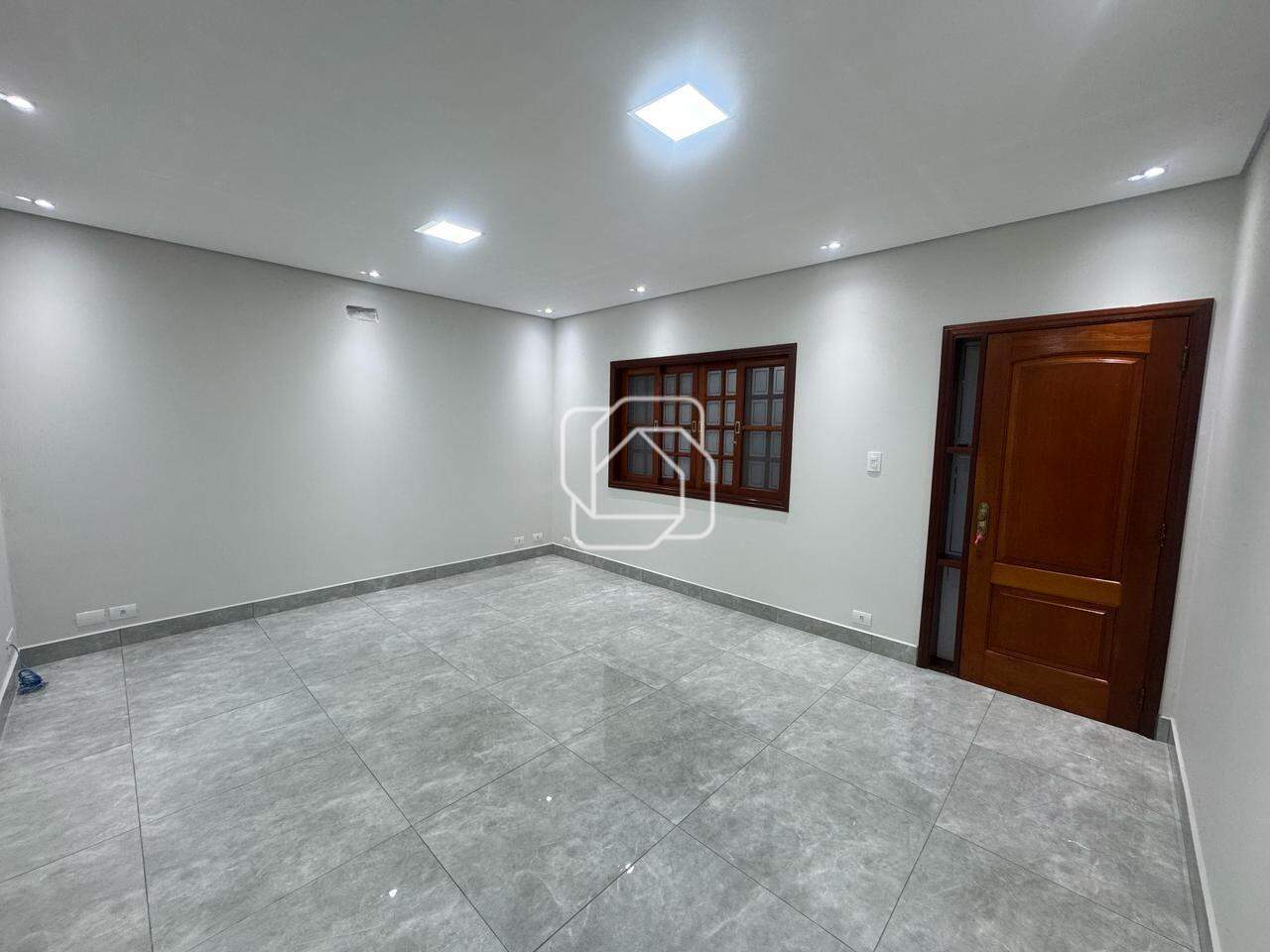 Casa de Condomínio à venda em Salto - SP - Condomínio Zuleika Jabour: 