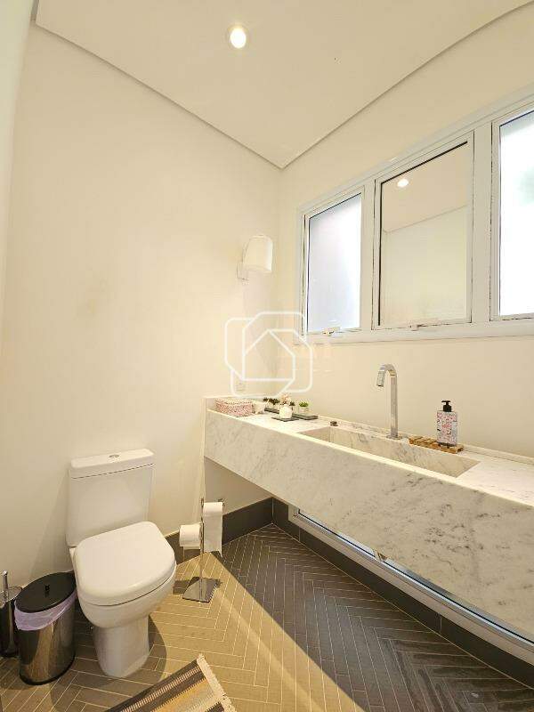 Casa de Condomínio à venda em Indaiatuba - SP - Recanto dos Pássaros: Lavabo