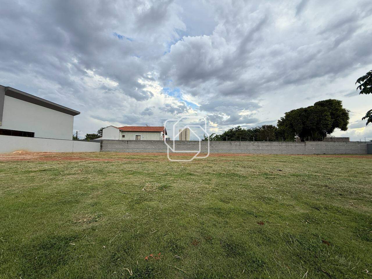 Terreno à venda em Indaiatuba - SP - Residencial Creta: Visão geral do terreno
