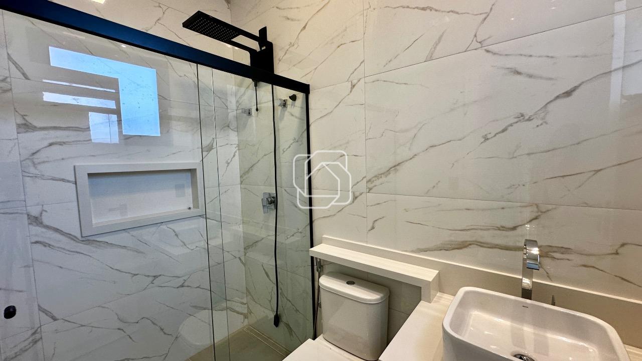 Casa de Condomínio à venda em Indaiatuba - SP - Jardim Residencial Dona Maria Cândida: Banheiro