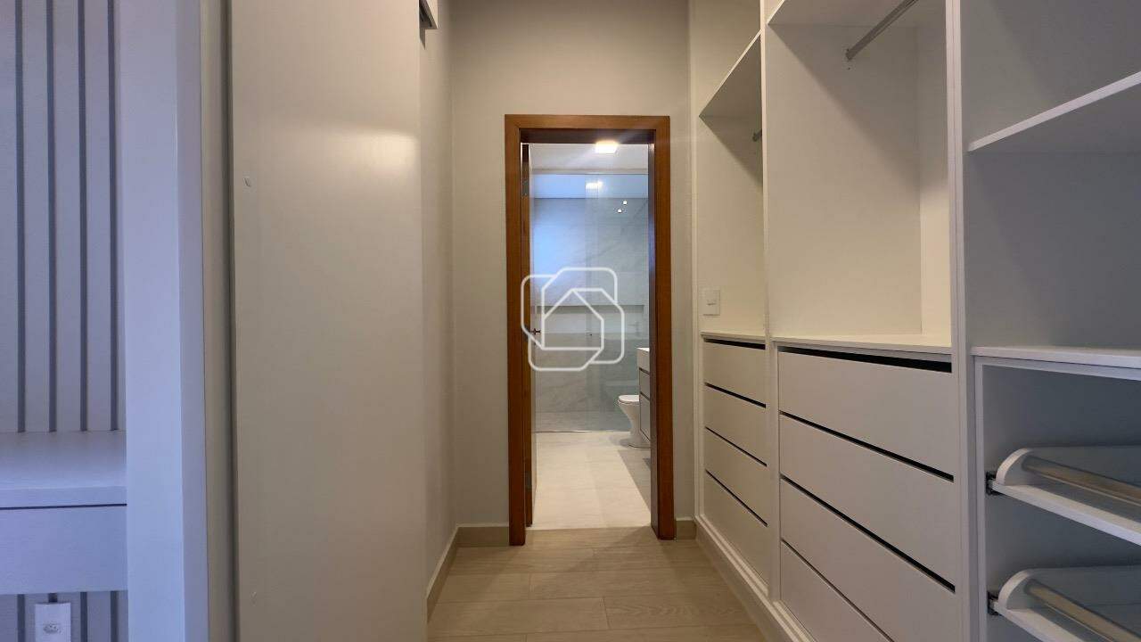 Casa de Condomínio à venda em Indaiatuba - SP - Jardim Residencial Dona Maria Cândida: Closet