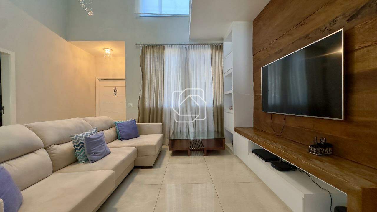 Casa de Condomínio à venda em Indaiatuba - SP - Ville Coudert: Sala de estar